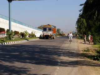 Unterwegs Enfield | Indien/Nepal